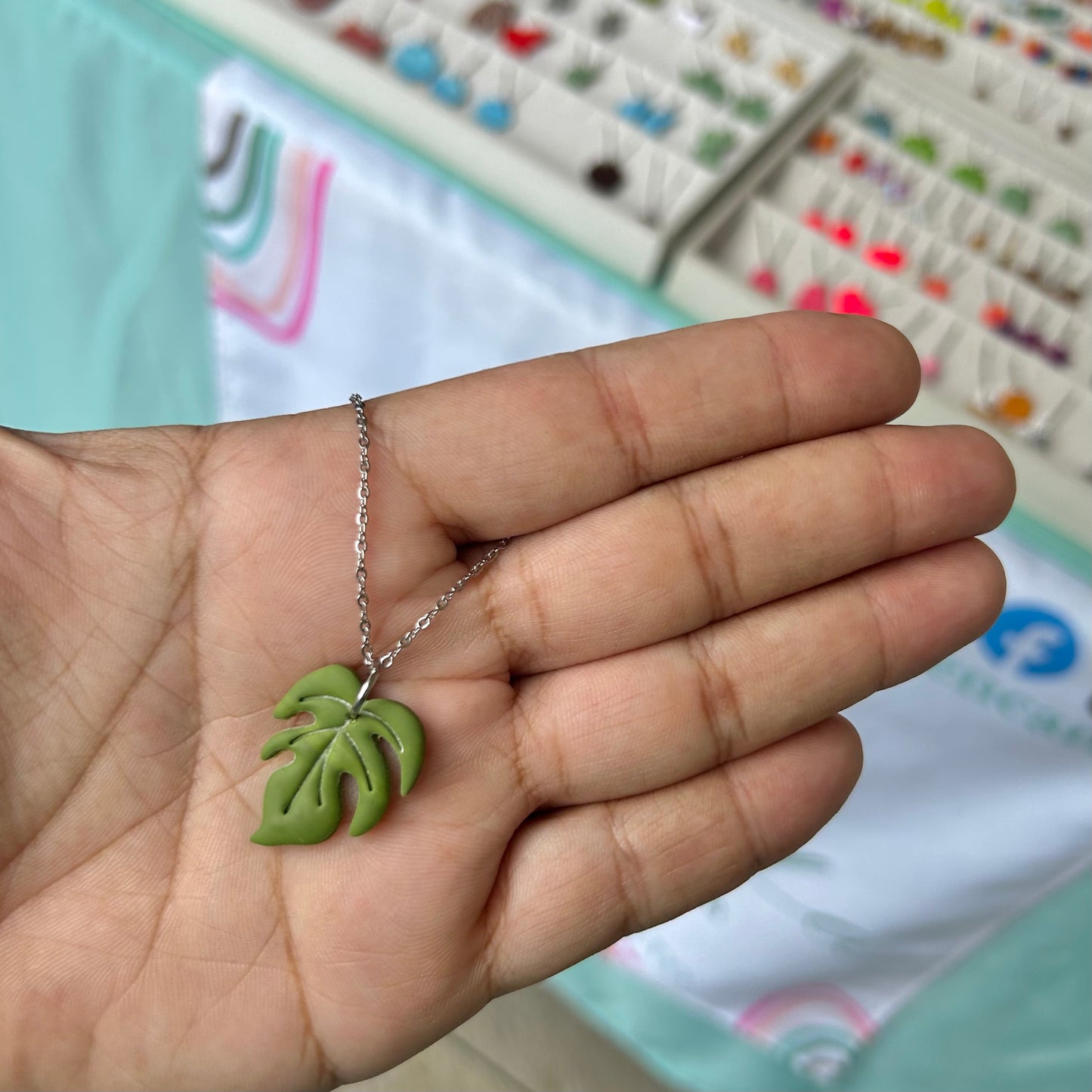 Hoja (collar)