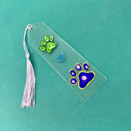 Paw 2 (bookmark)