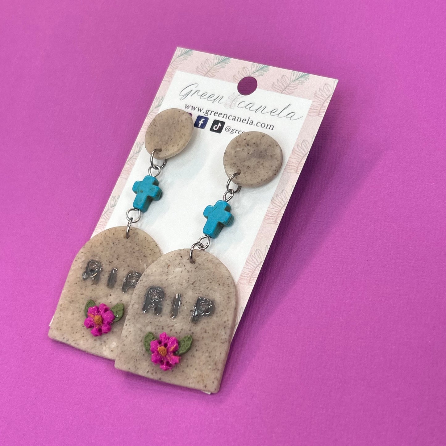 Tumba (Aretes)