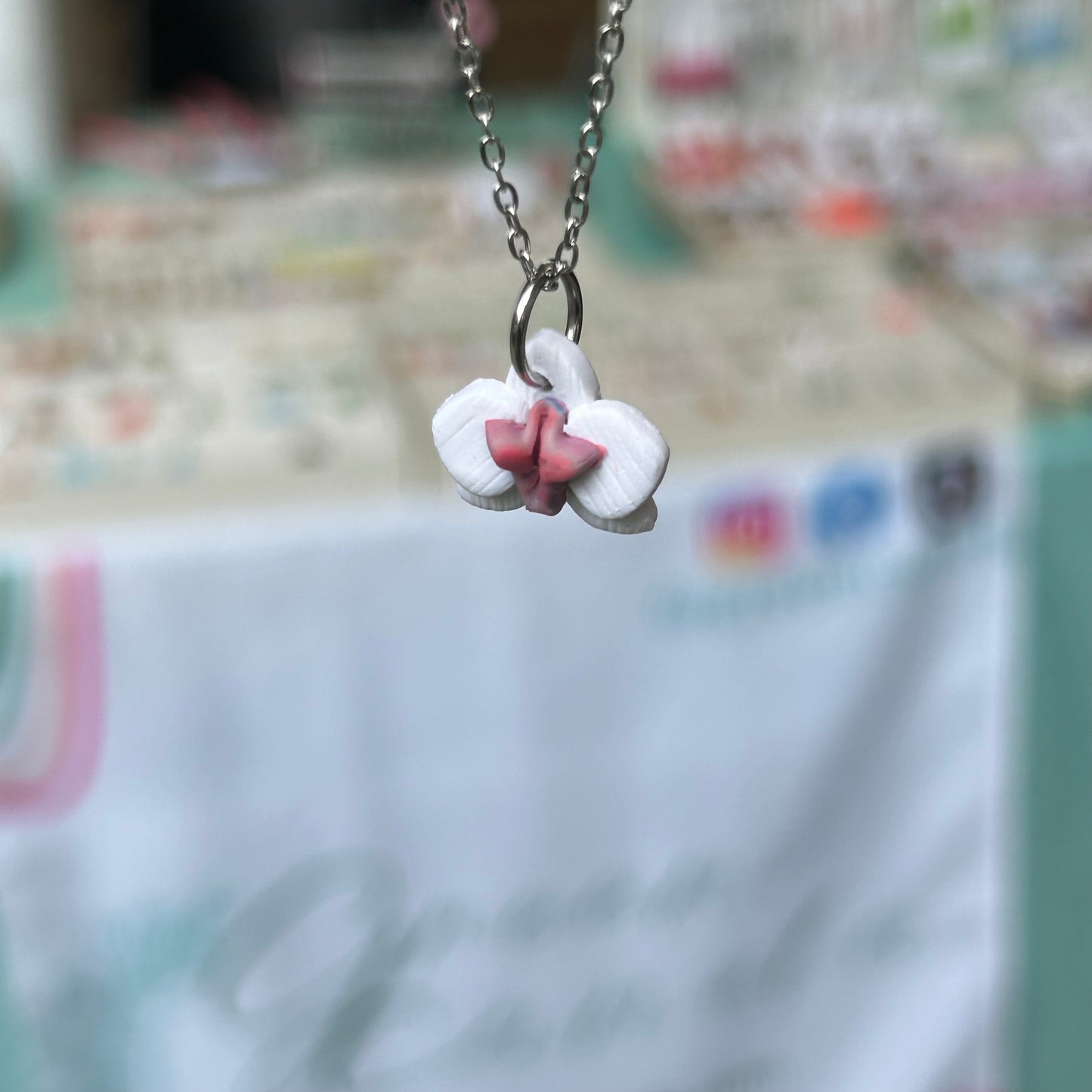 Orquídea (collar)